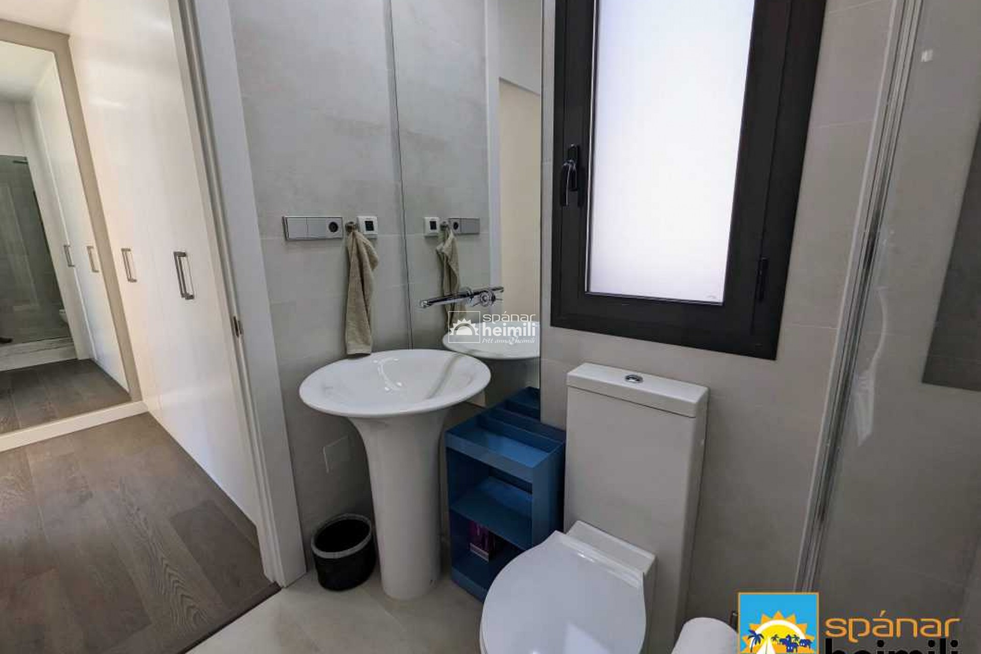 Videresalg - Villa -
Benidorm