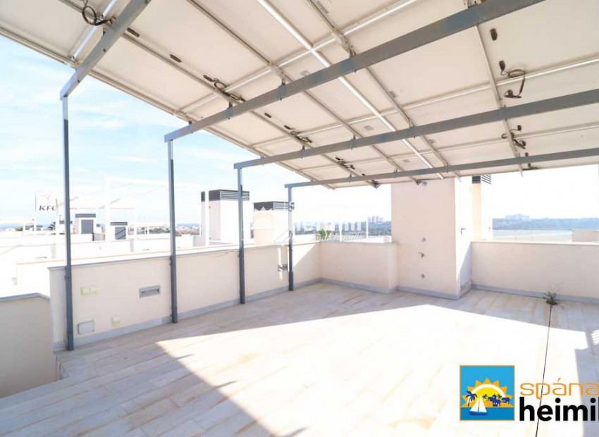 Videresalg - Villa -
Cabo Roig