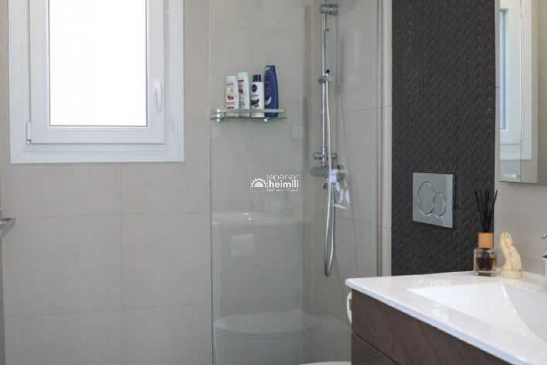 Videresalg - Villa -
Cabo Roig