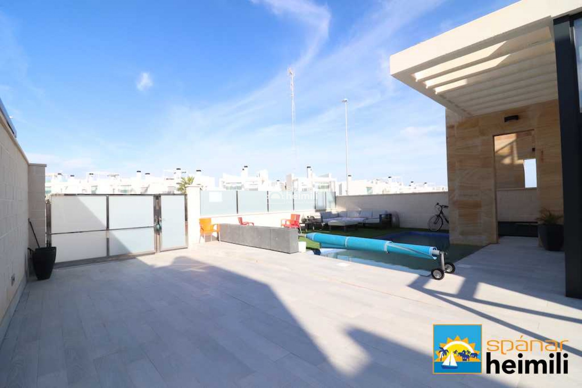 Videresalg - Villa -
Cabo Roig