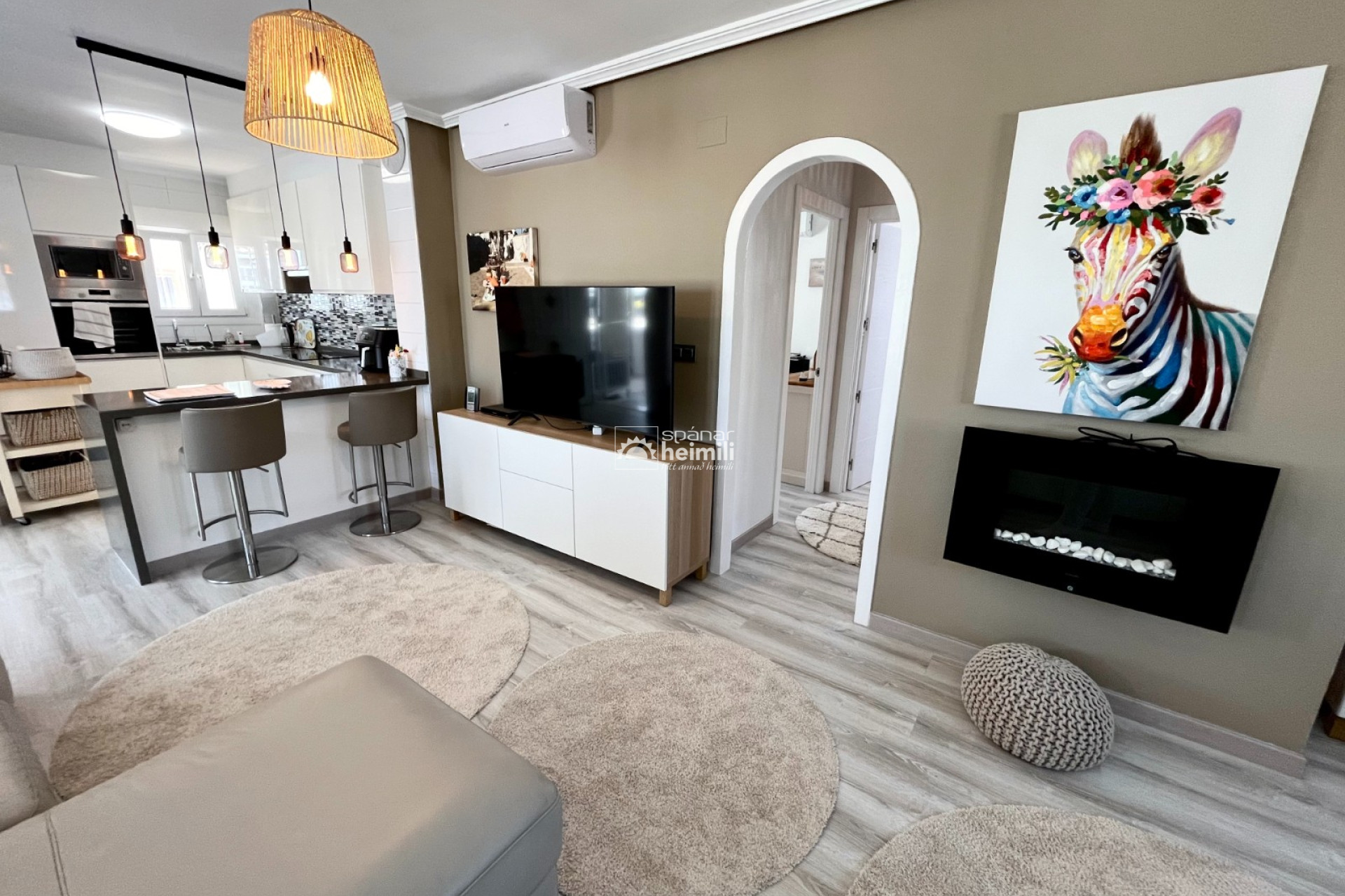 Videresalg - Villa -
Cabo Roig