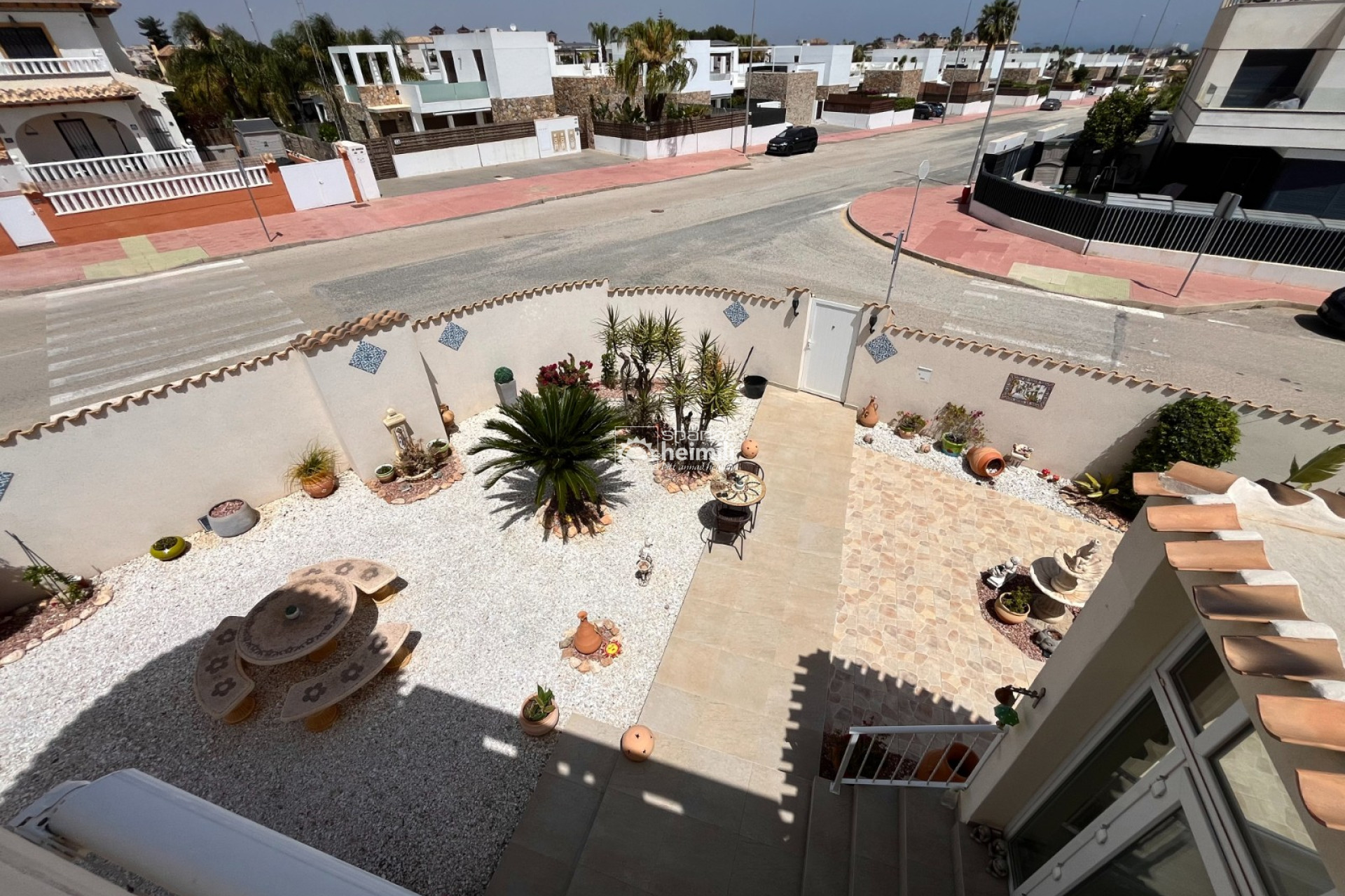 Videresalg - Villa -
Cabo Roig