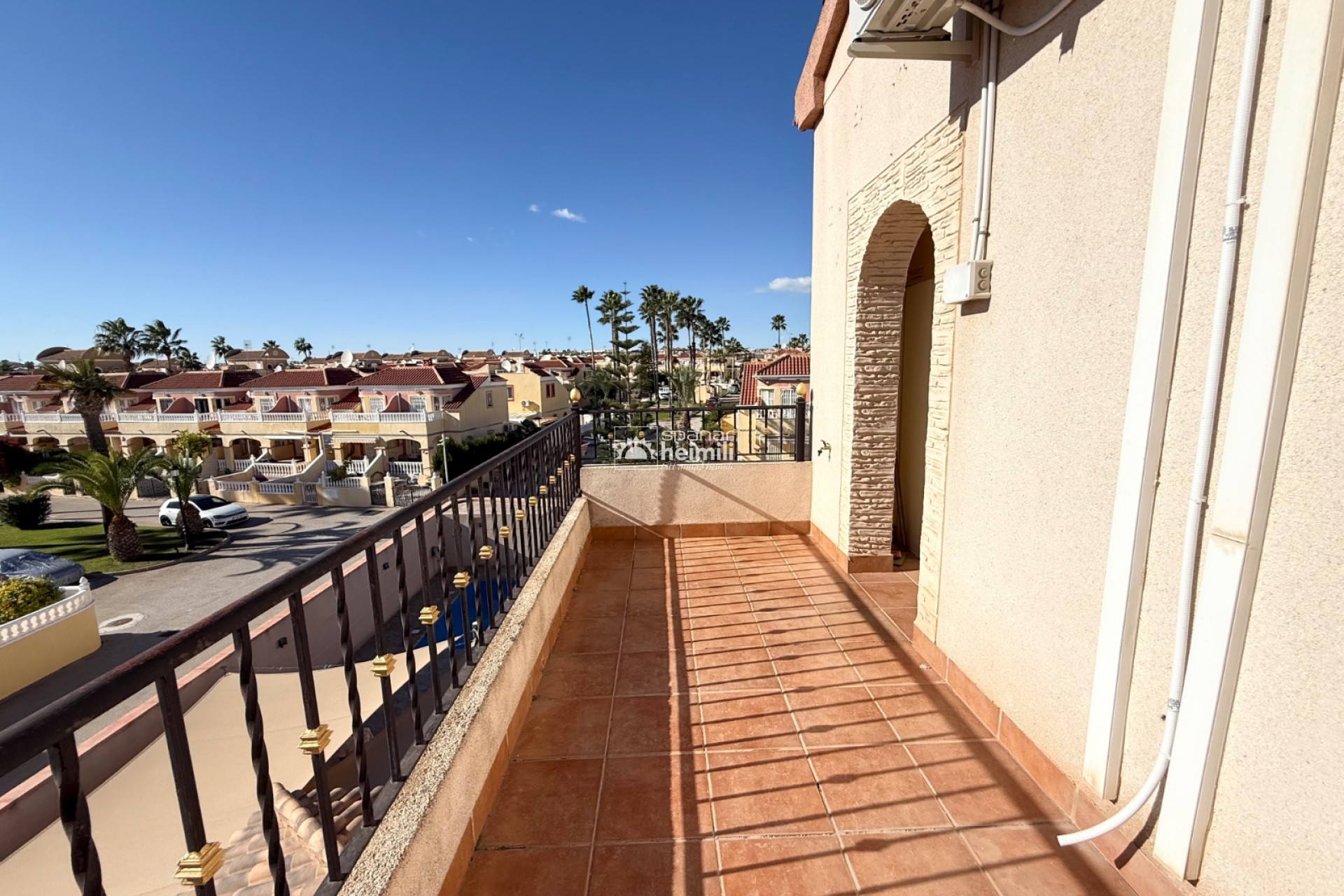 Videresalg - Villa -
Cabo Roig