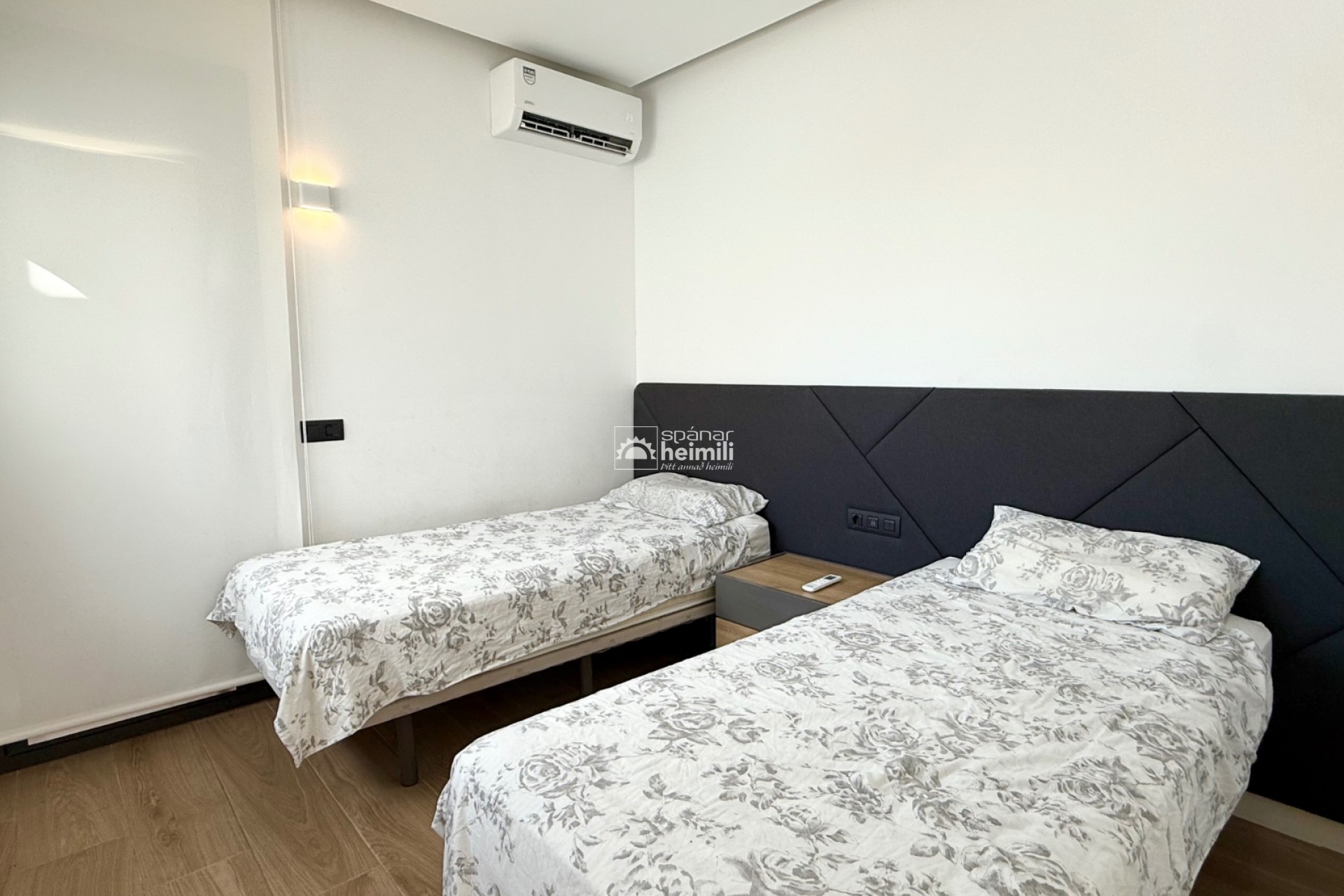 Videresalg - Villa -
Cabo Roig