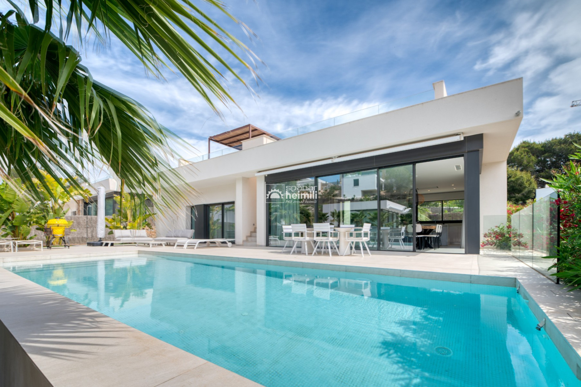 Videresalg - Villa -
Las Colinas