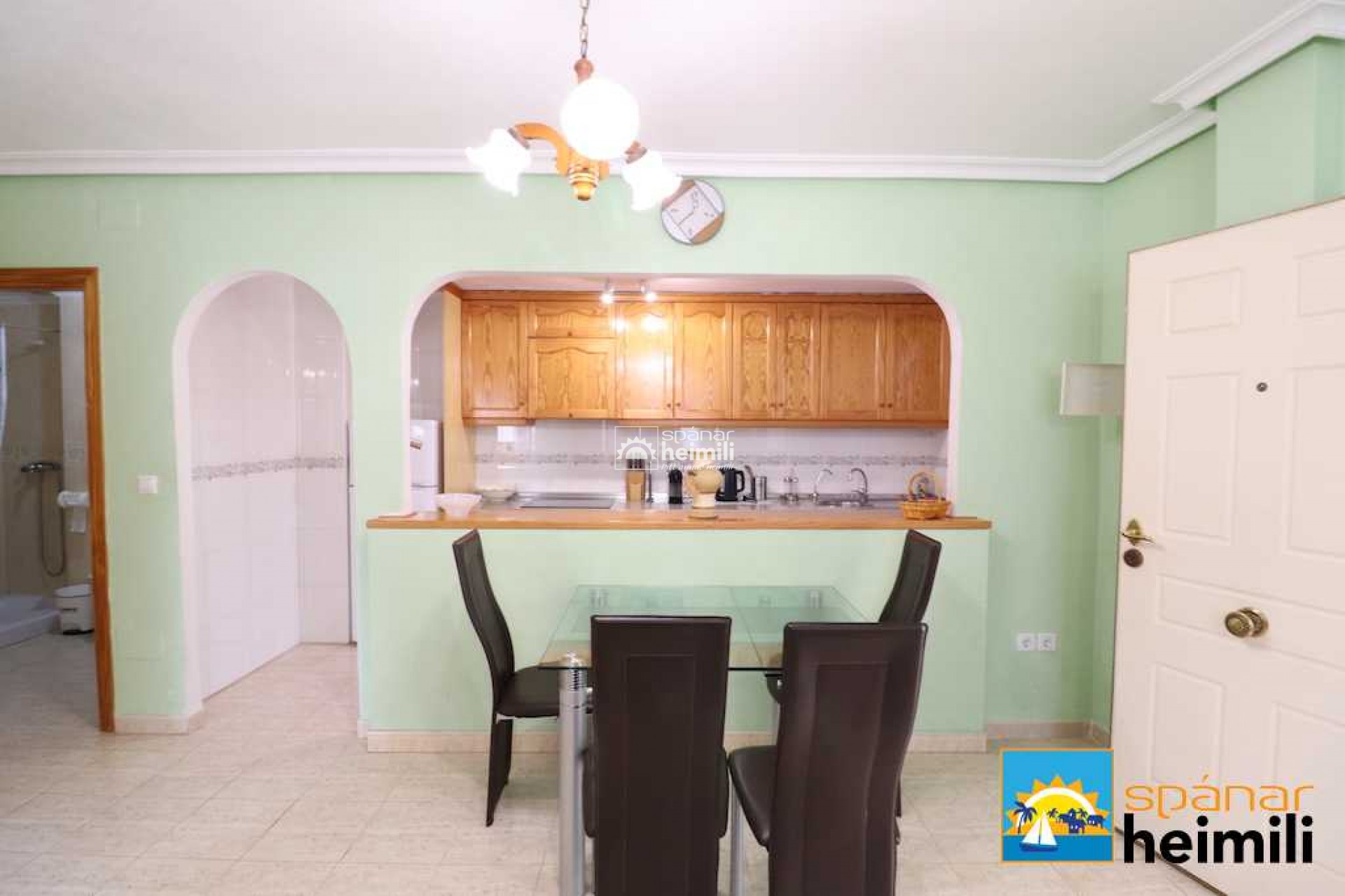 Videresalg - Villa -
Punta Prima