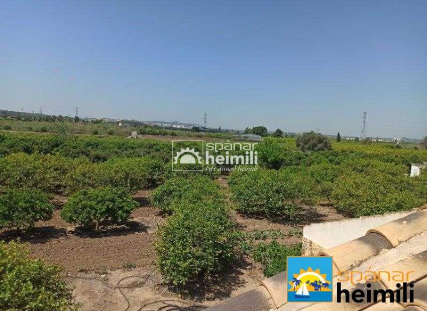 Videresalg - Villa -
San Miguel