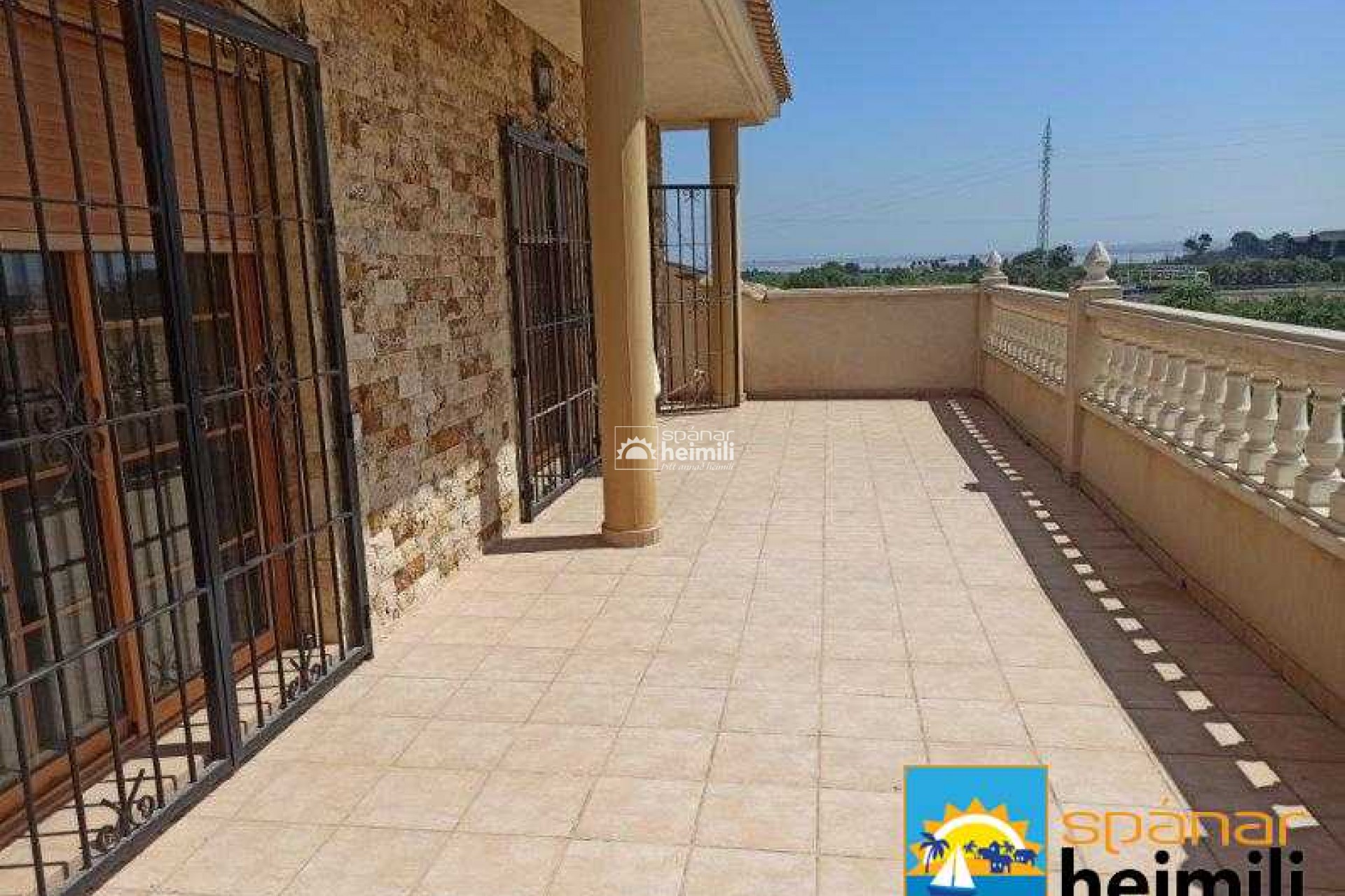 Videresalg - Villa -
San Miguel