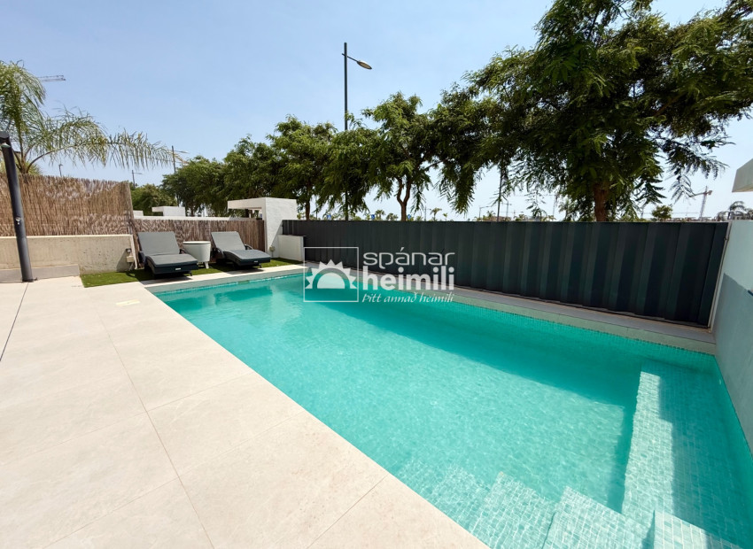 Videresalg - Villa -
Santa Rosalia