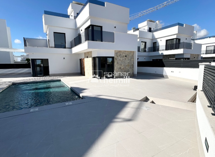 Videresalg - Villa -
Santa Rosalia