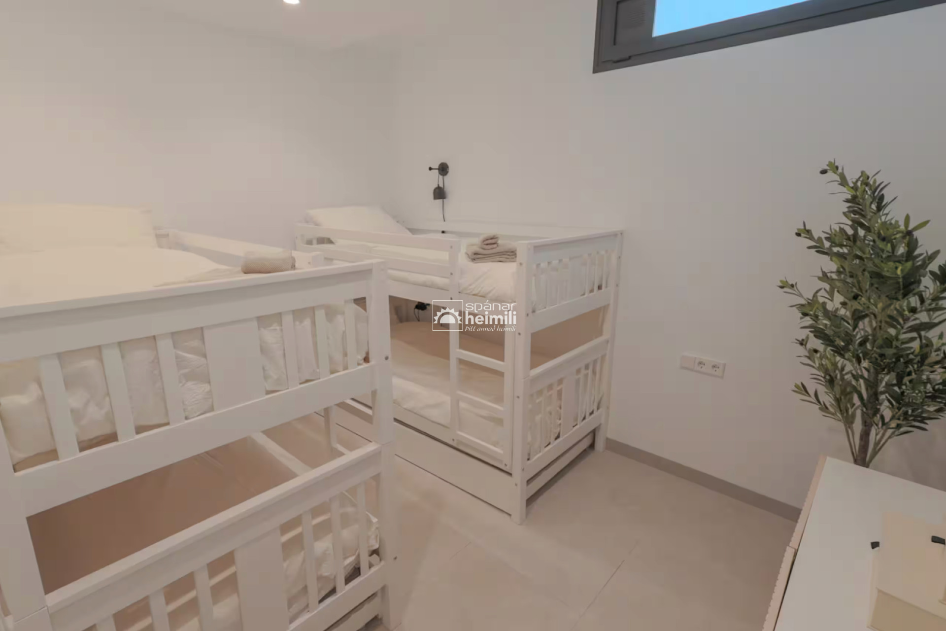 Videresalg - Villa -
Santa Rosalia