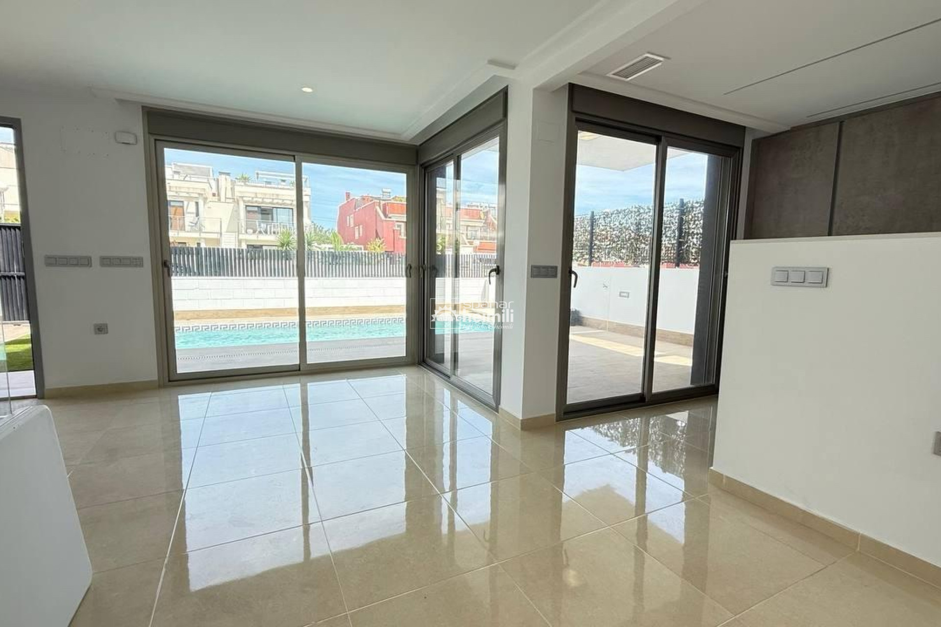 Videresalg - Villa -
Villamartin