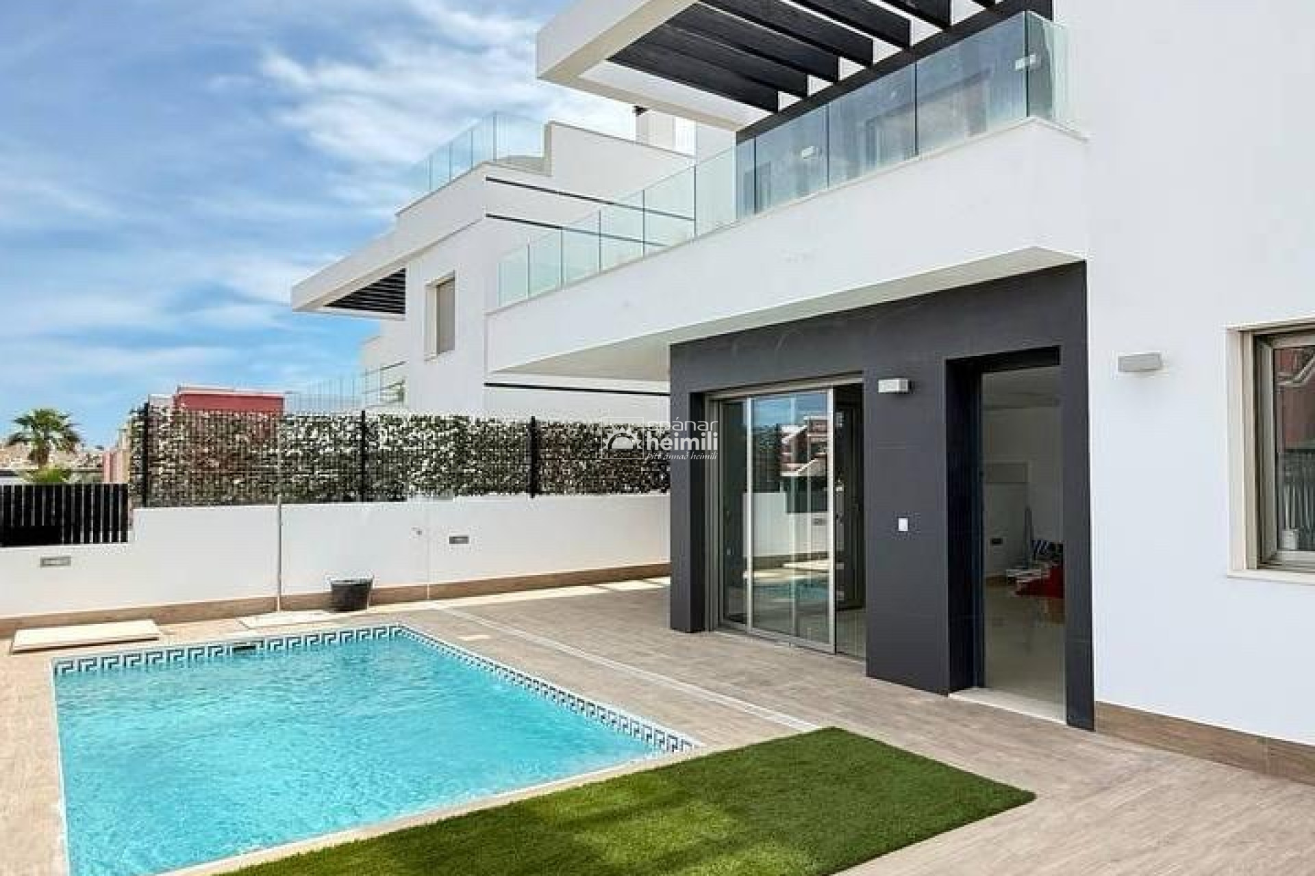 Videresalg - Villa -
Villamartin