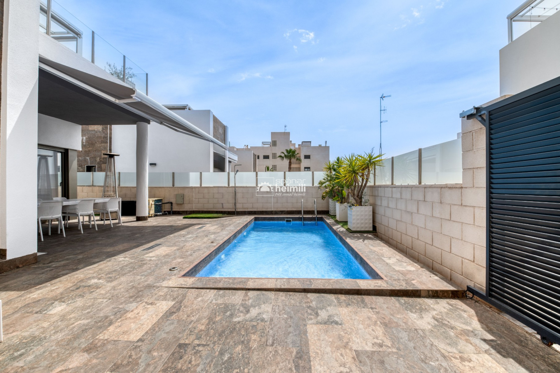 Videresalg - Villa -
Villamartin