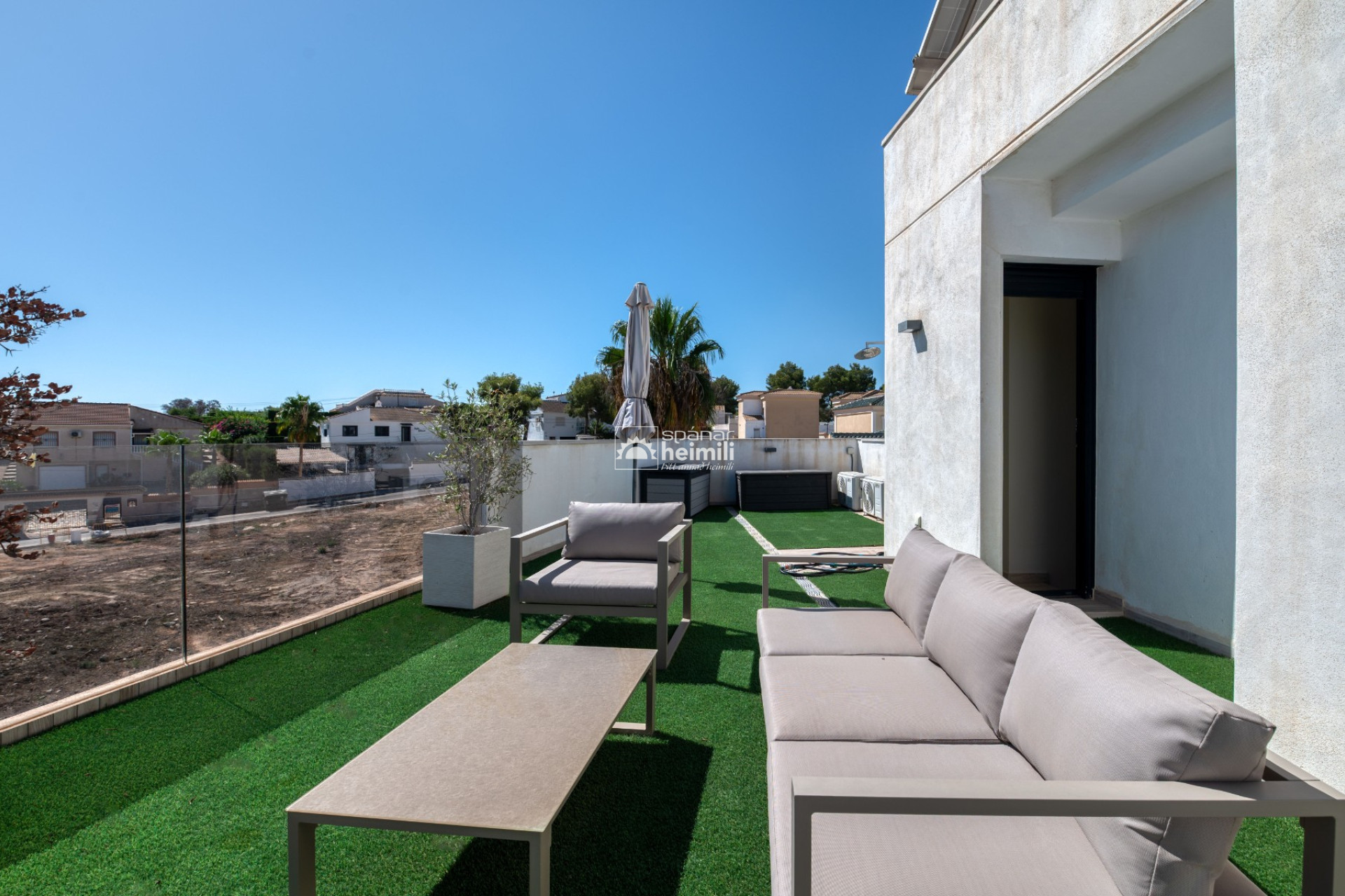 Videresalg - Villa -
Villamartin