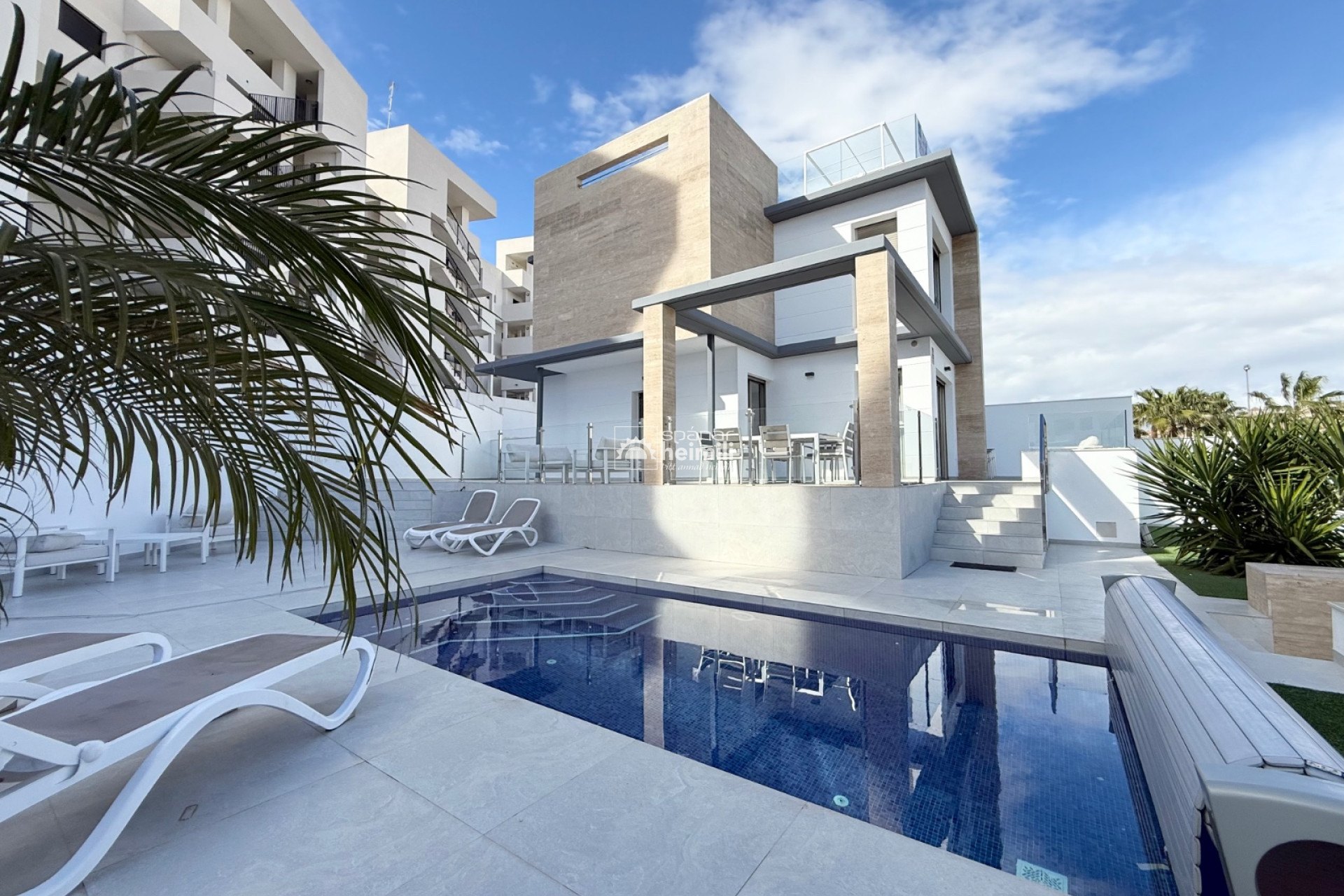 Videresalg -  -
Villamartin