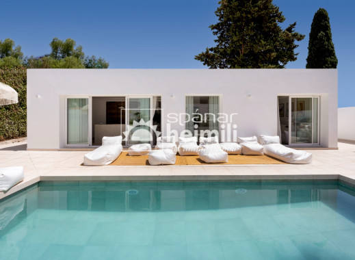 Villa - Herverkoop -
            Málaga/Marbella - 3020
