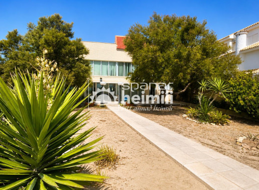 Villa - Revente - La Manga del Mar Menor -
                La Manga del Mar Menor