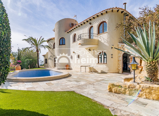 Villa - Videresalg -
            Albir, Alfaz / Altea - 4071