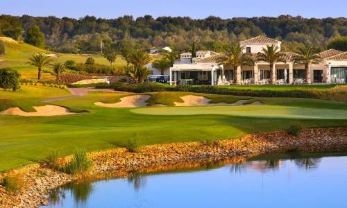 Las Colinas Golf & Country Club