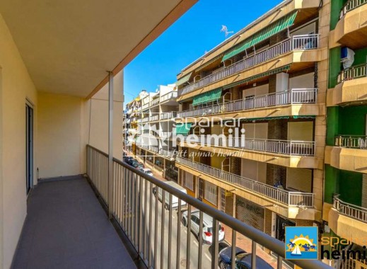 Revente - Appartement -
Torrevieja