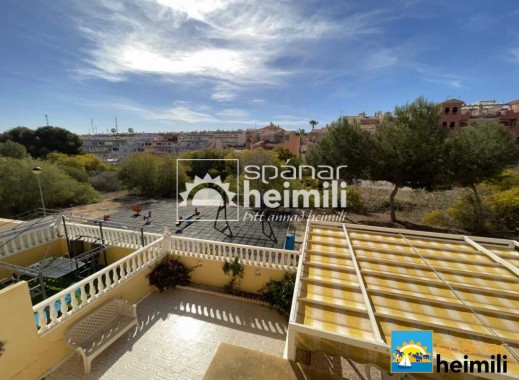 Resale - Townhouse -
Villamartin