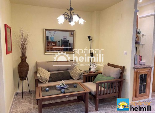 Resale - Townhouse -
Villamartin