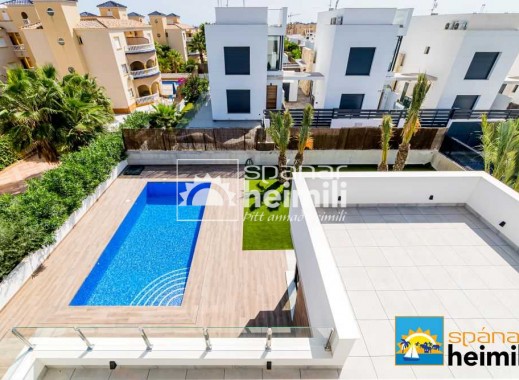 New Build - Detached house -
Cabo Roig