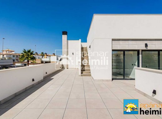 New Build - Detached house -
Cabo Roig