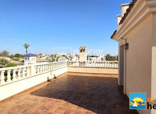 Videresalg -  -
Cabo Roig