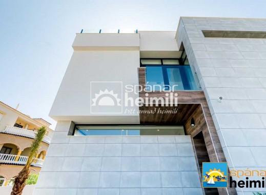 New Build - Detached house -
Cabo Roig