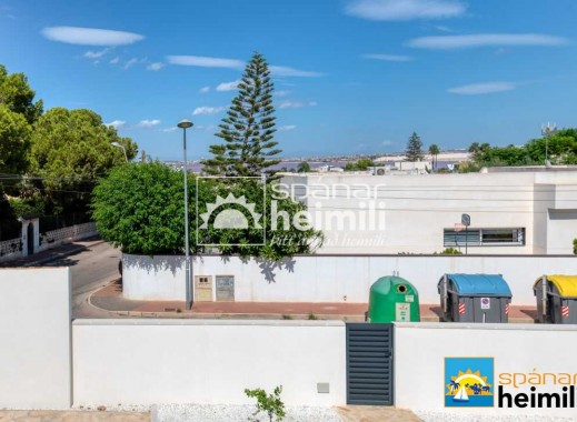 Reventa - Villa -
Los Altos/Los Balcones