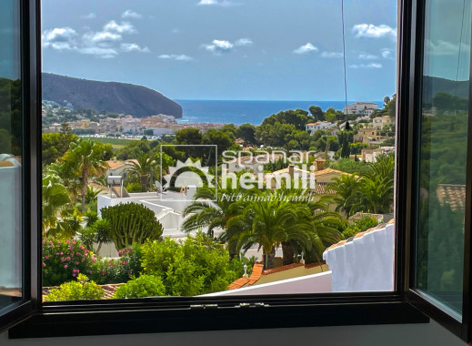 Herverkoop - Villa -
Moraira