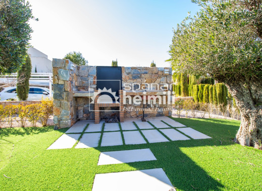 Reventa - Villa -
Las Colinas