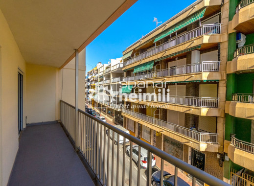 Resale - Apartment -
Torrevieja