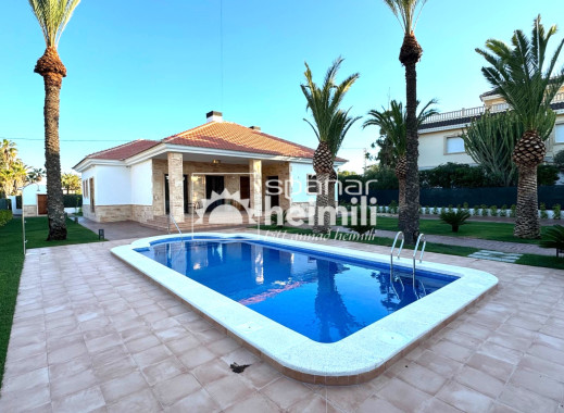 Nieuwbouw - Villa -
Cabo Roig