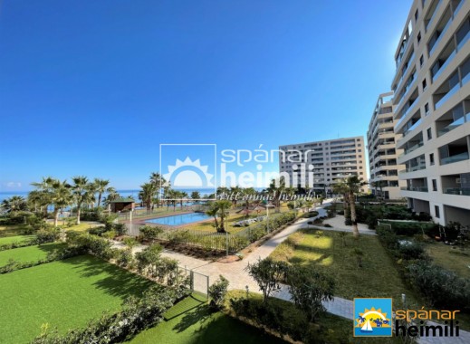 Resale - Apartment -
Punta Prima