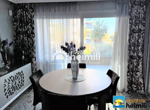 Resale - Apartment -
Punta Prima