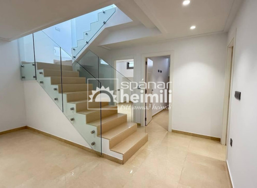 Videresalg - Villa -
Villamartin