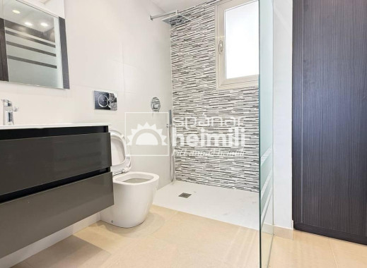 Videresalg - Villa -
Villamartin