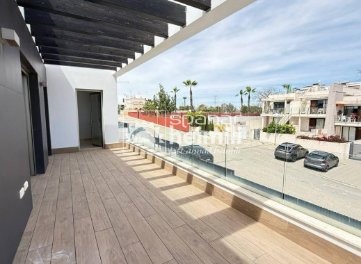 Videresalg - Villa -
Villamartin