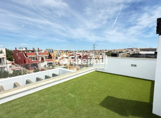 Videresalg - Villa -
Villamartin