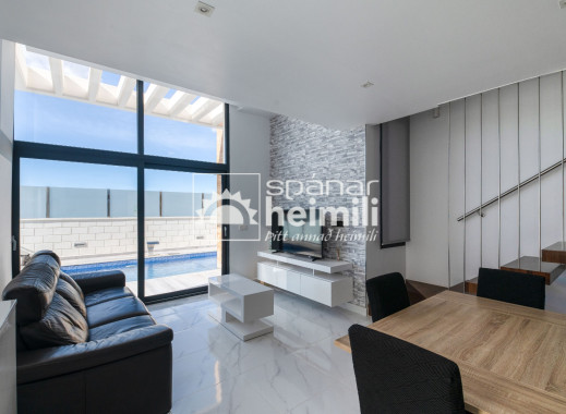 Endursala - Einbýli -
Cabo Roig