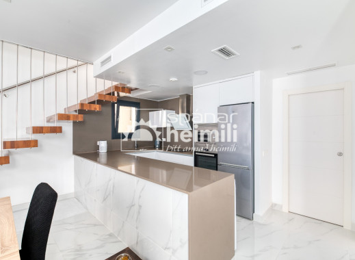 Endursala - Einbýli -
Cabo Roig