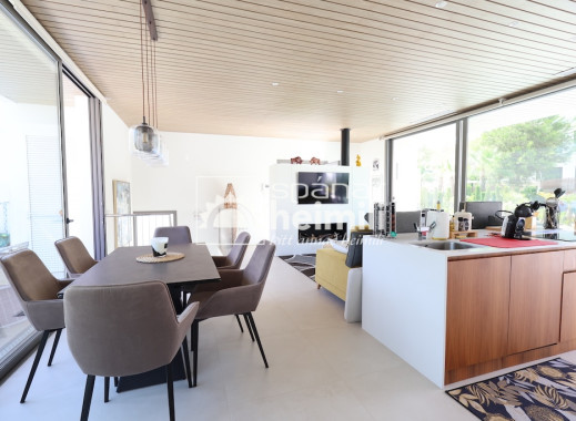 Endursala - Einbýli -
Las Colinas