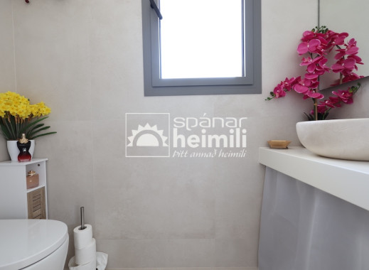 Endursala - Einbýli -
Las Colinas