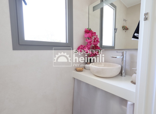 Endursala - Einbýli -
Las Colinas