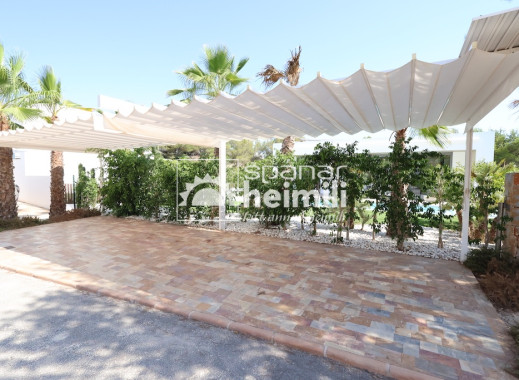 Endursala - Einbýli -
Las Colinas