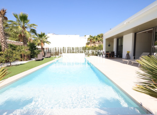 Endursala - Einbýli -
Las Colinas