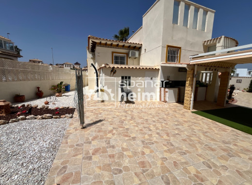 Resale - Detached house -
Cabo Roig